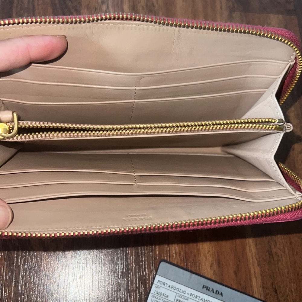 BARBIE PINK PRADA Long Wallet - Picture 3 of 4